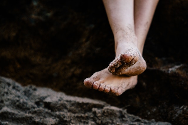Go barefoot for your ecotherapy